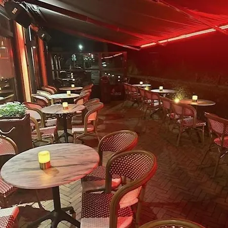 アパート Luxe Leonardus