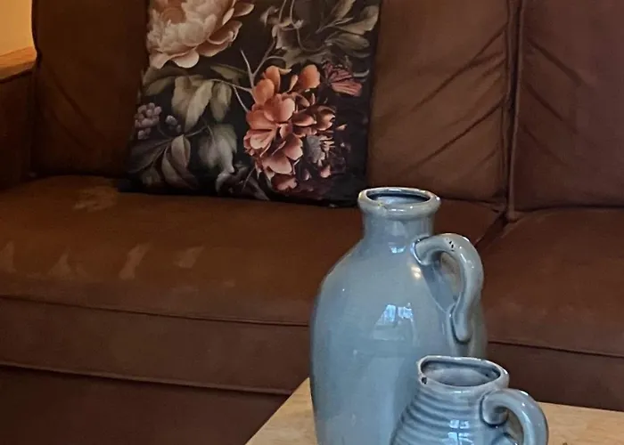 Luxe Leonardus * 팔켄뷔르흐안더횔